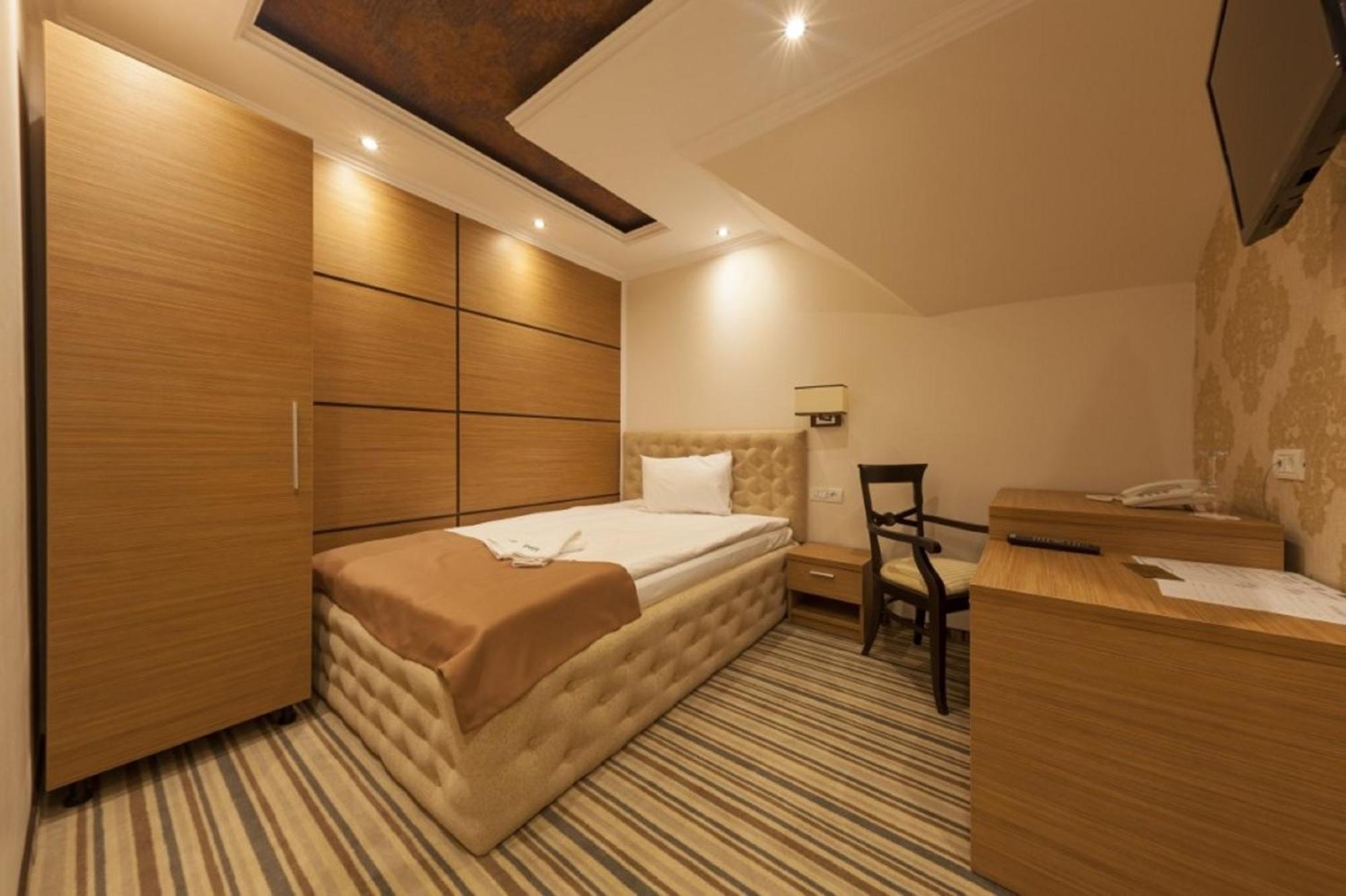 Allegria Hotel Alba Iulia Zimmer foto